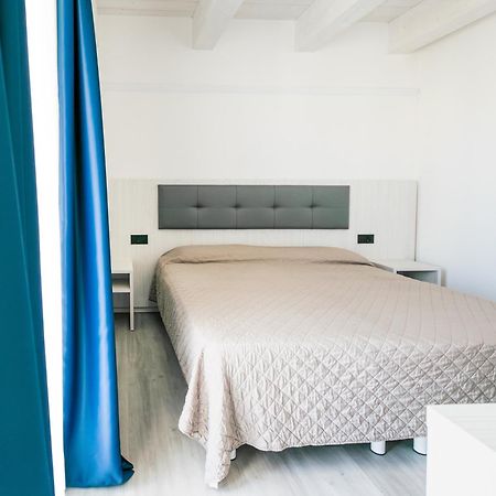 Hotel Giulio Cesare Cattolica Extérieur photo