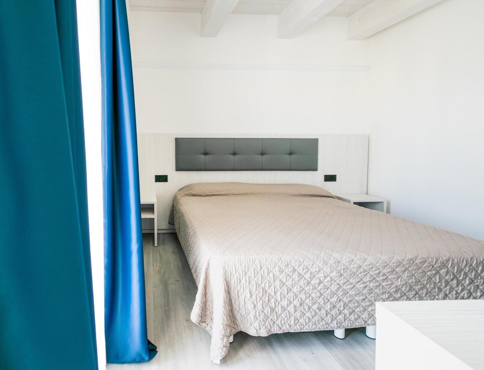 Hotel Giulio Cesare Cattolica Extérieur photo