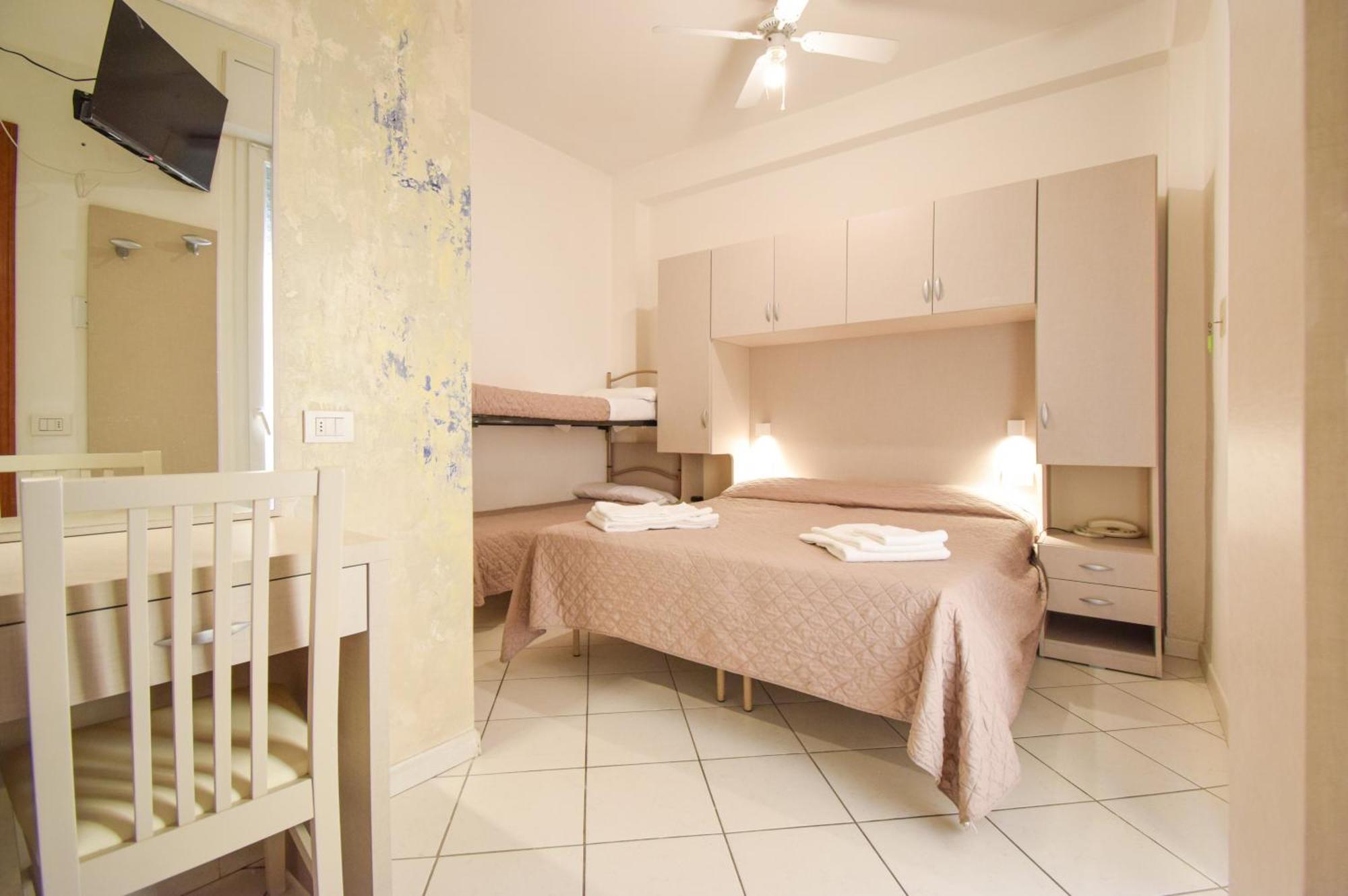 Hotel Giulio Cesare Cattolica Extérieur photo